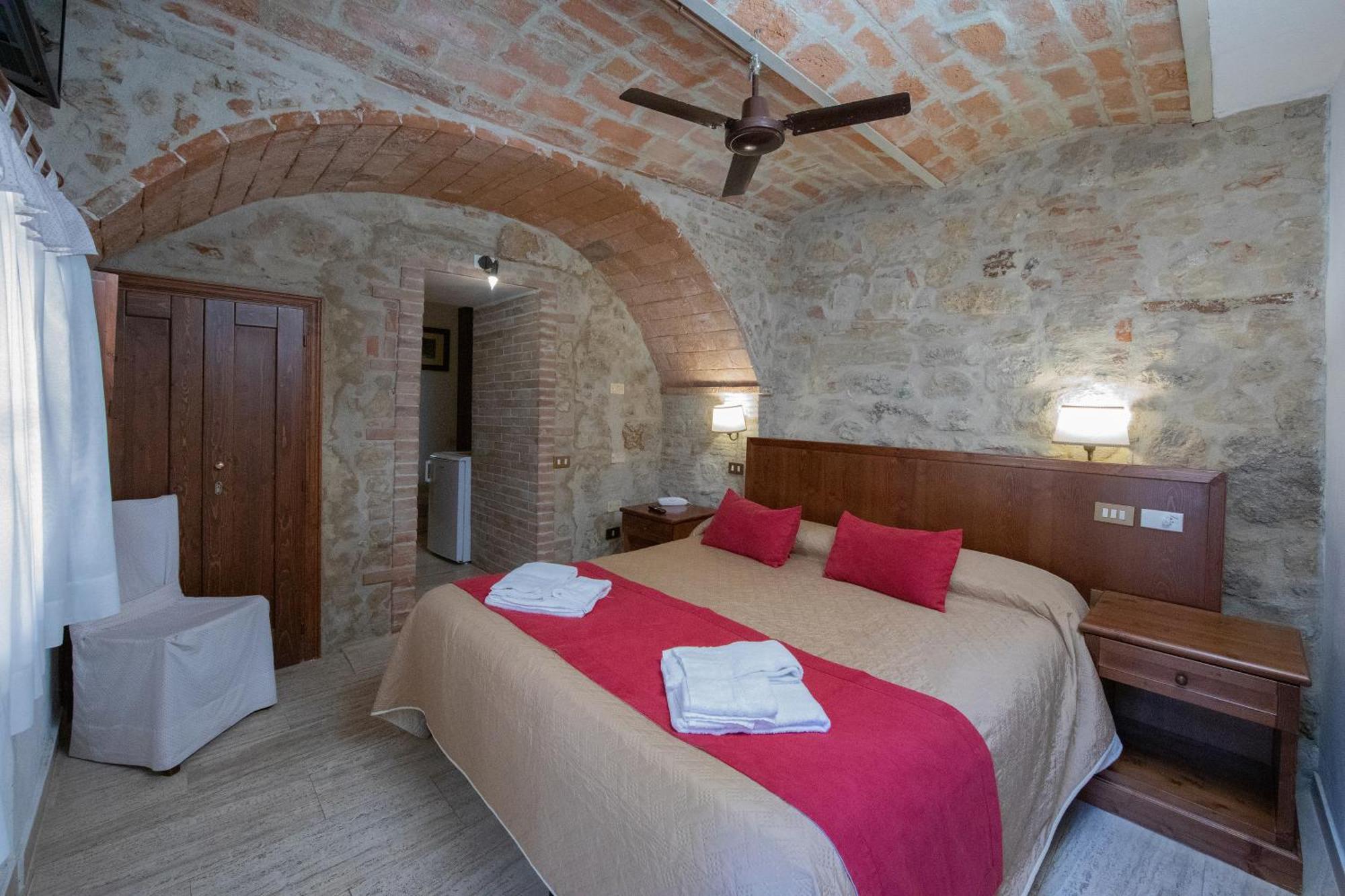 Tenuta Decimo - Villa Dini Сан-Джиміньяно Екстер'єр фото